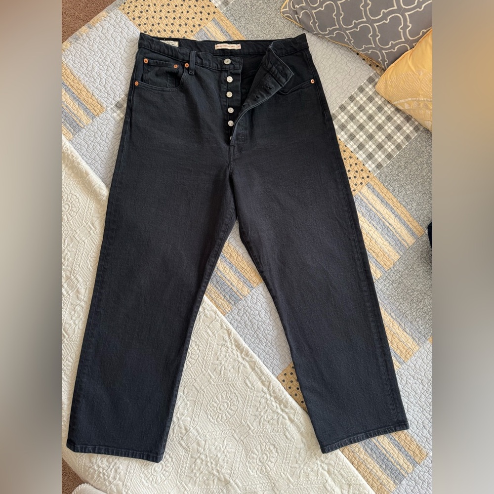 Levi’s Buttonfly Black Jeans size 32